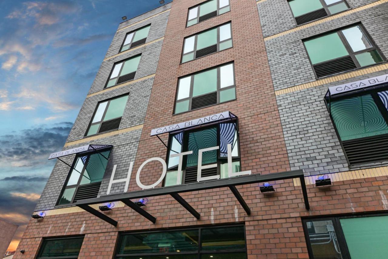 Casa Blanca Hotel Brooklyn نيو يورك المظهر الخارجي الصورة